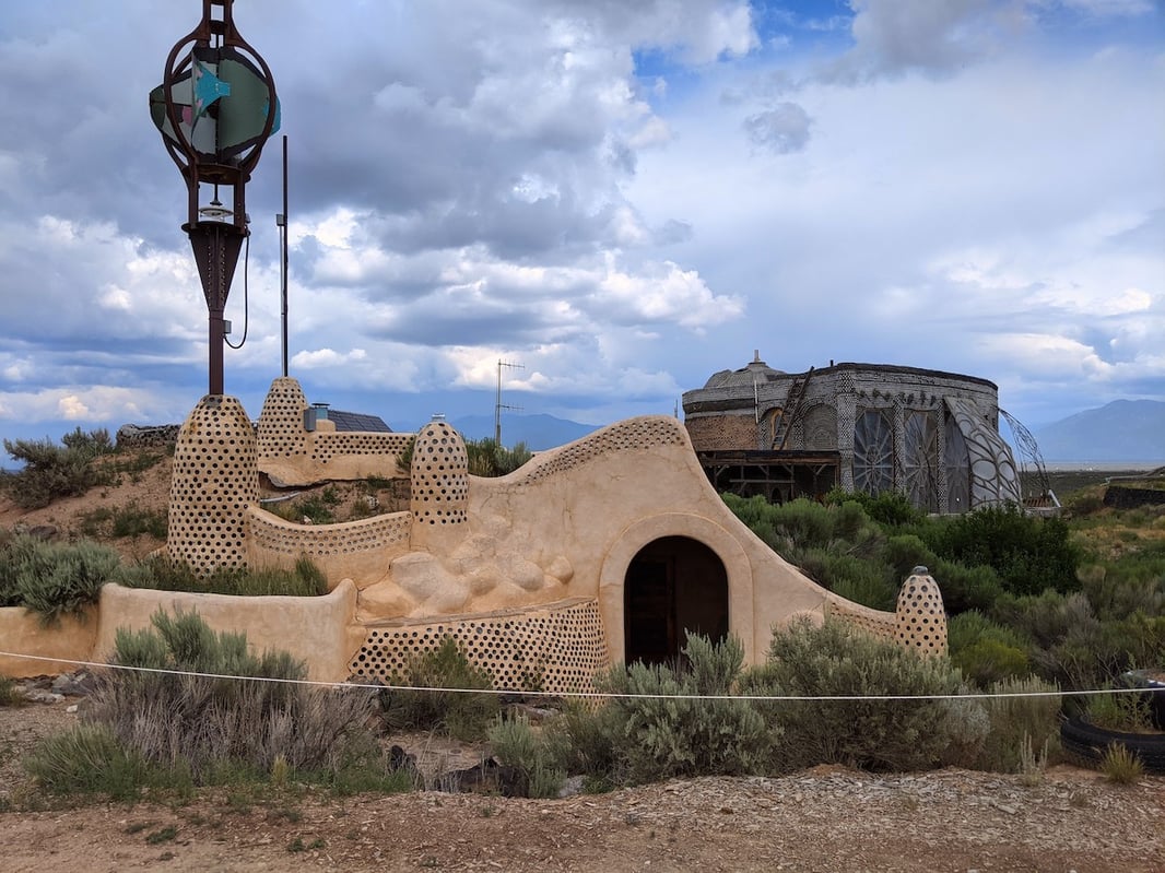 Earthship_Architecture