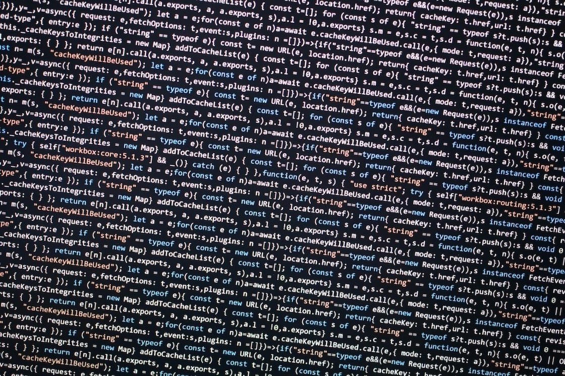 joshua-hoehne-MzuFhco8PgA-unsplash